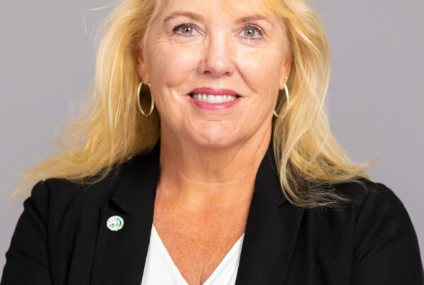 L Labra Headshot 2 2024 web