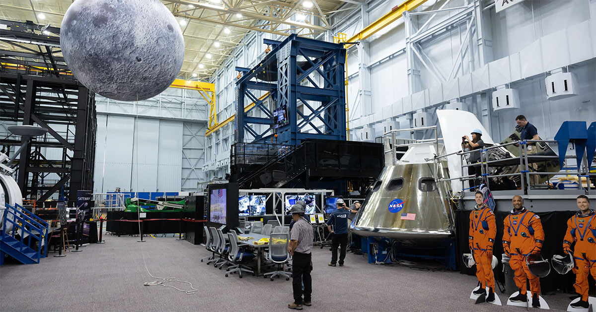 Artemis II Crew ‘Primed’ to Contribute to Scientific Knowledge of Moon, NASA Scientist Says